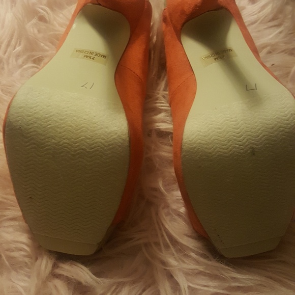 Hells - Picture 3 of 4